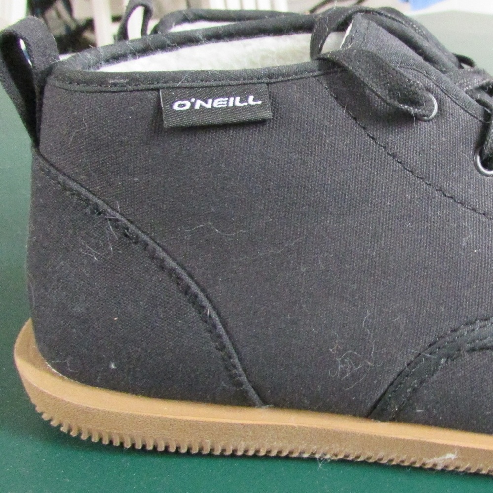 O'Neill Fur-Lined Chukka Slippers